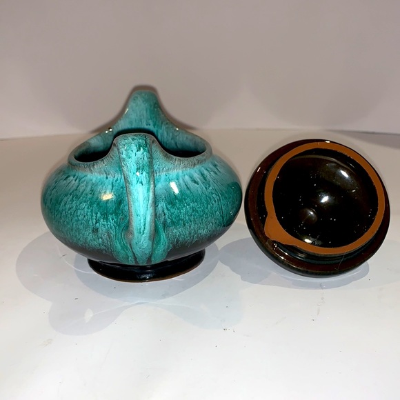 Blue Mountain Evangeline Cream and Sugar Canada Pottery - Picture 9 of 10